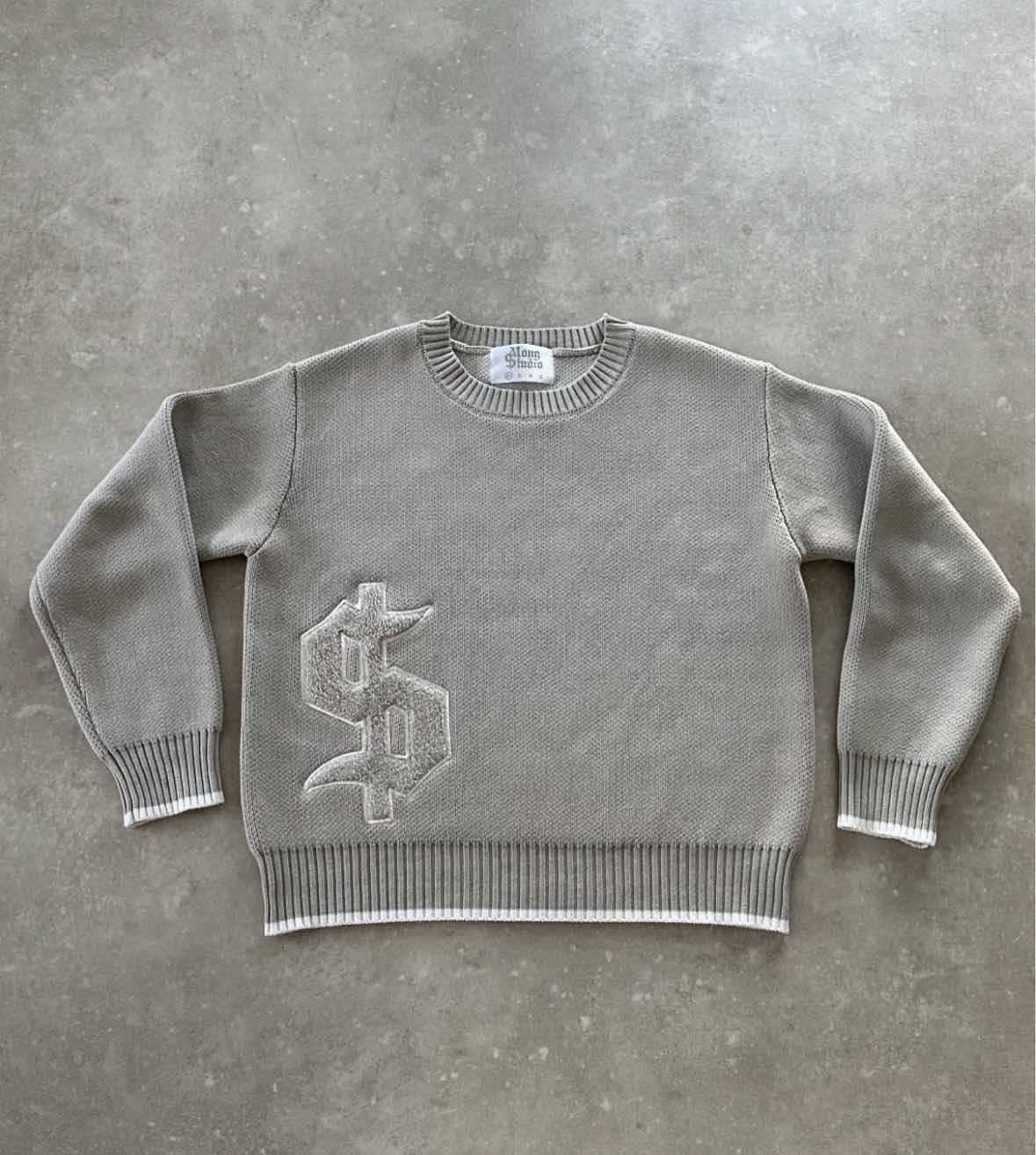 Casual loose long sleeved warm pullover round neck knitted sweater for men